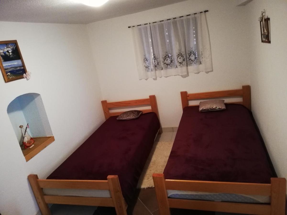 Apartman Cvita Tkon Eksteriør billede